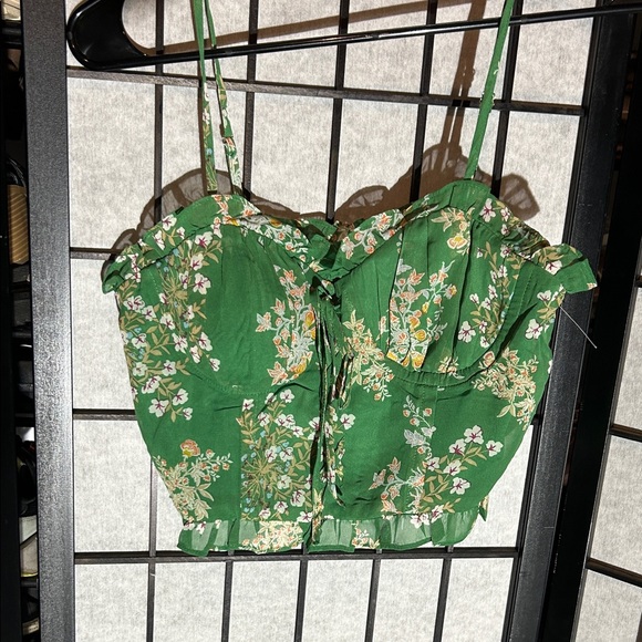 J.O.A. Tops - J.O.A. Green Floral Crop Top